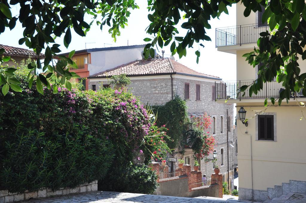 B&B Le 4 Fontane Taormina Exterior photo
